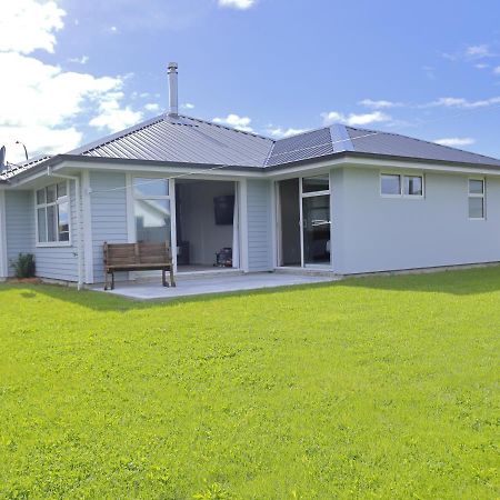 Fiordland Getaway - Te Anau Holiday Home ภายนอก รูปภาพ