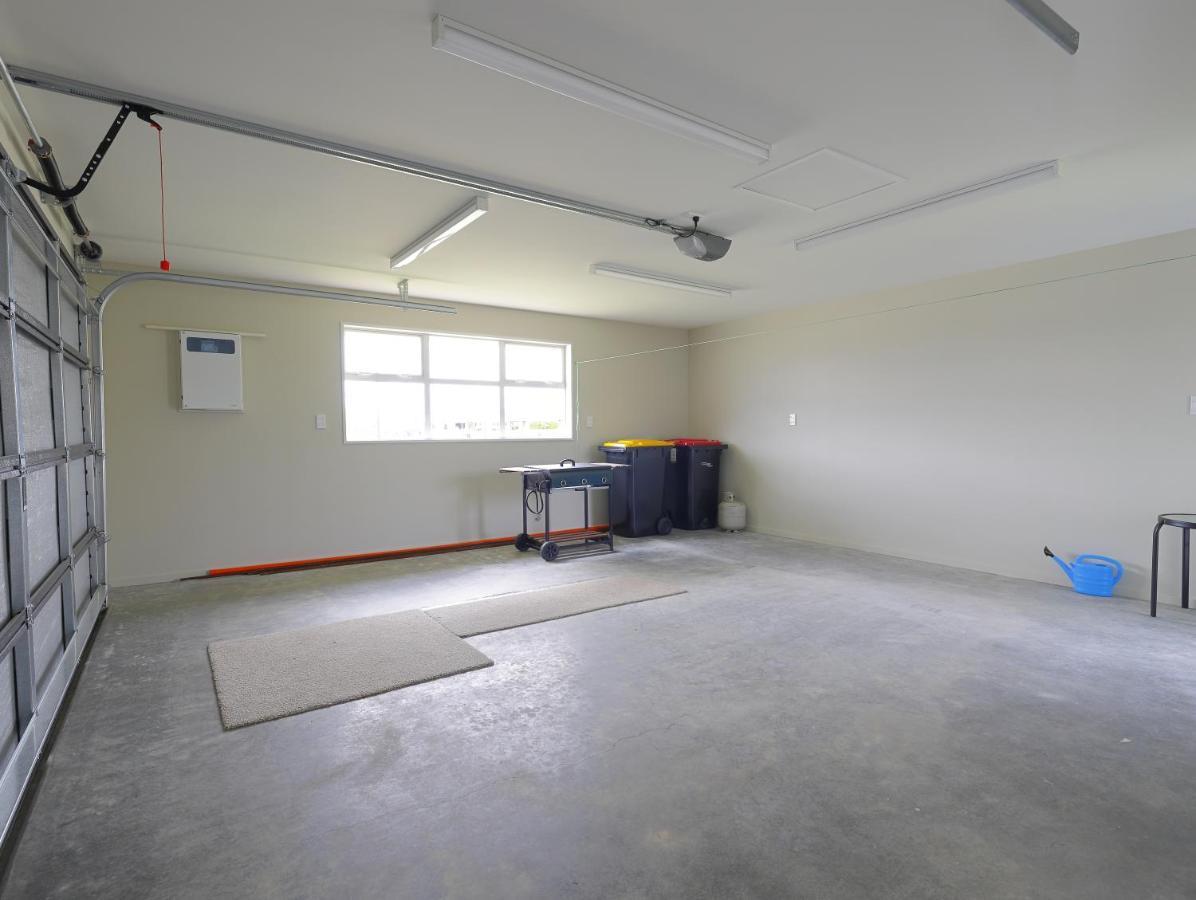 Fiordland Getaway - Te Anau Holiday Home ภายนอก รูปภาพ