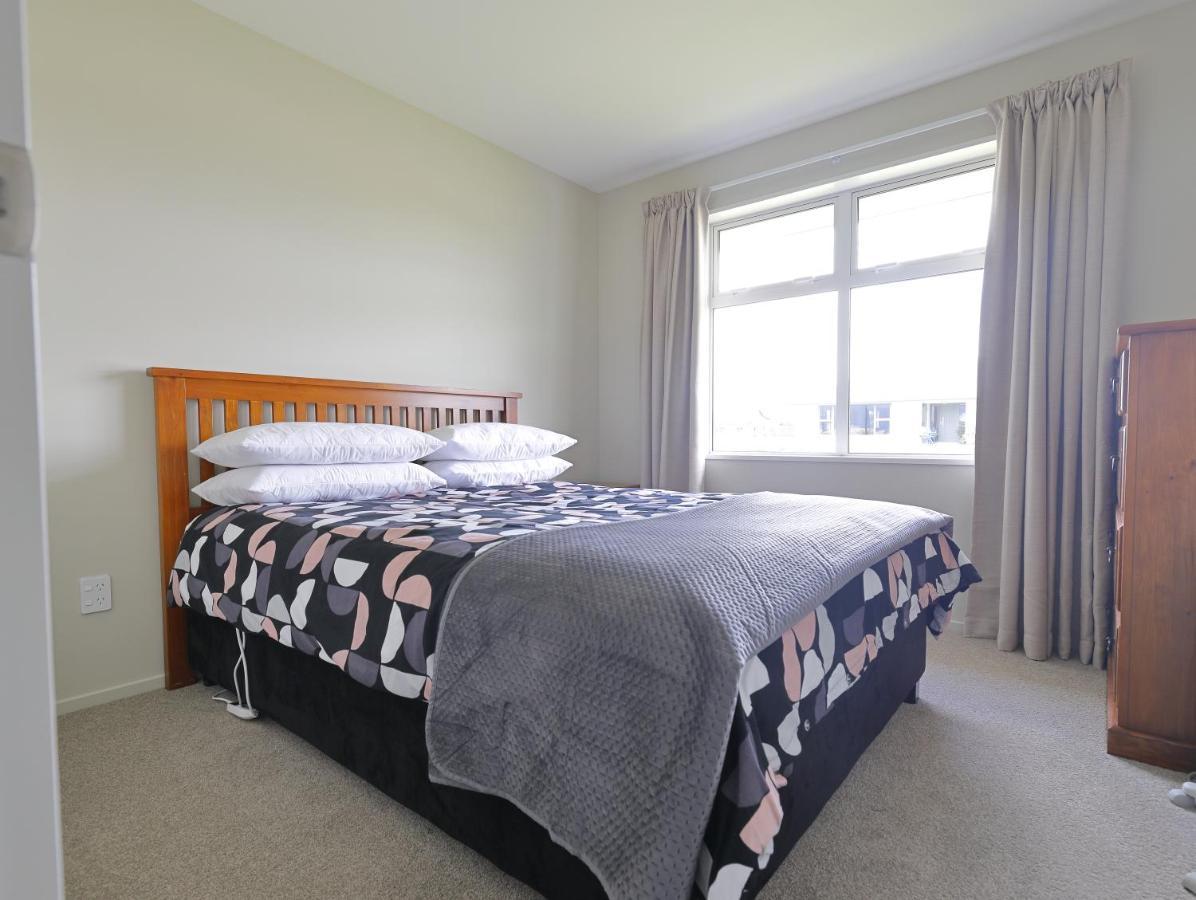 Fiordland Getaway - Te Anau Holiday Home ภายนอก รูปภาพ