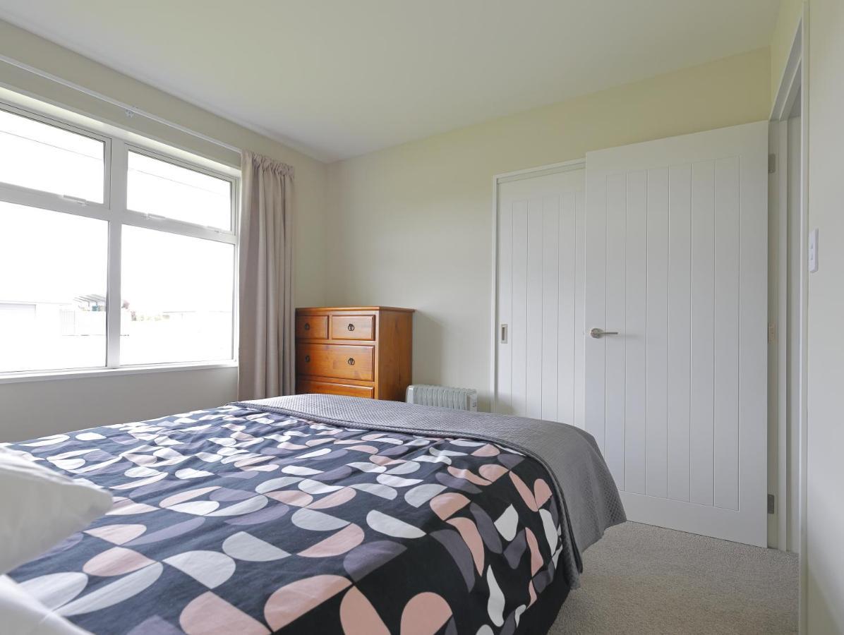 Fiordland Getaway - Te Anau Holiday Home ภายนอก รูปภาพ